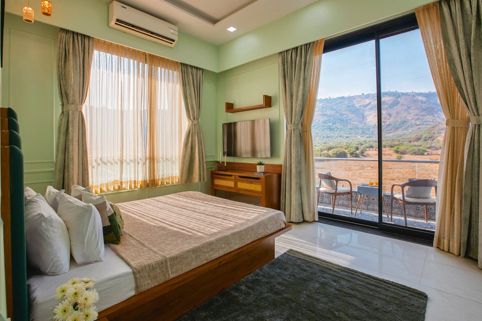 Bed Room